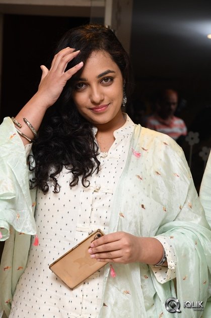 Nithya-Menen-at-100-Days-Of-Love-Movie-Audio-Launch